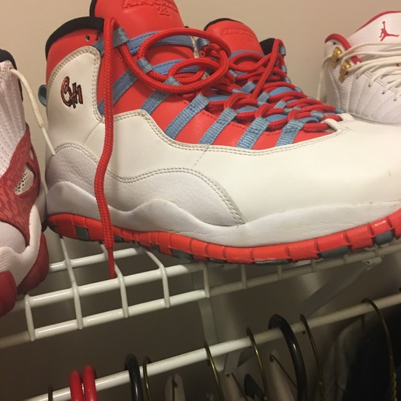 Jordan’s - Picture 4 of 16